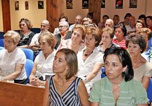 Parte del público asistente al acto Parte del público asistente al acto